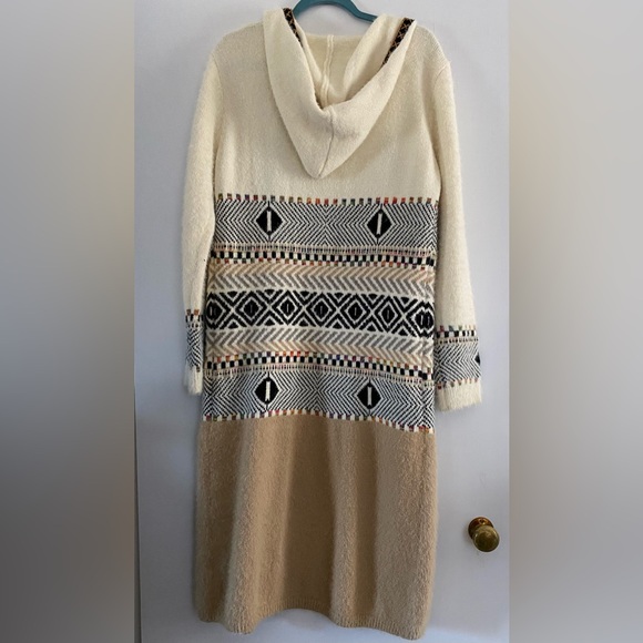 Multicolored midi sweater. - Picture 2 of 2